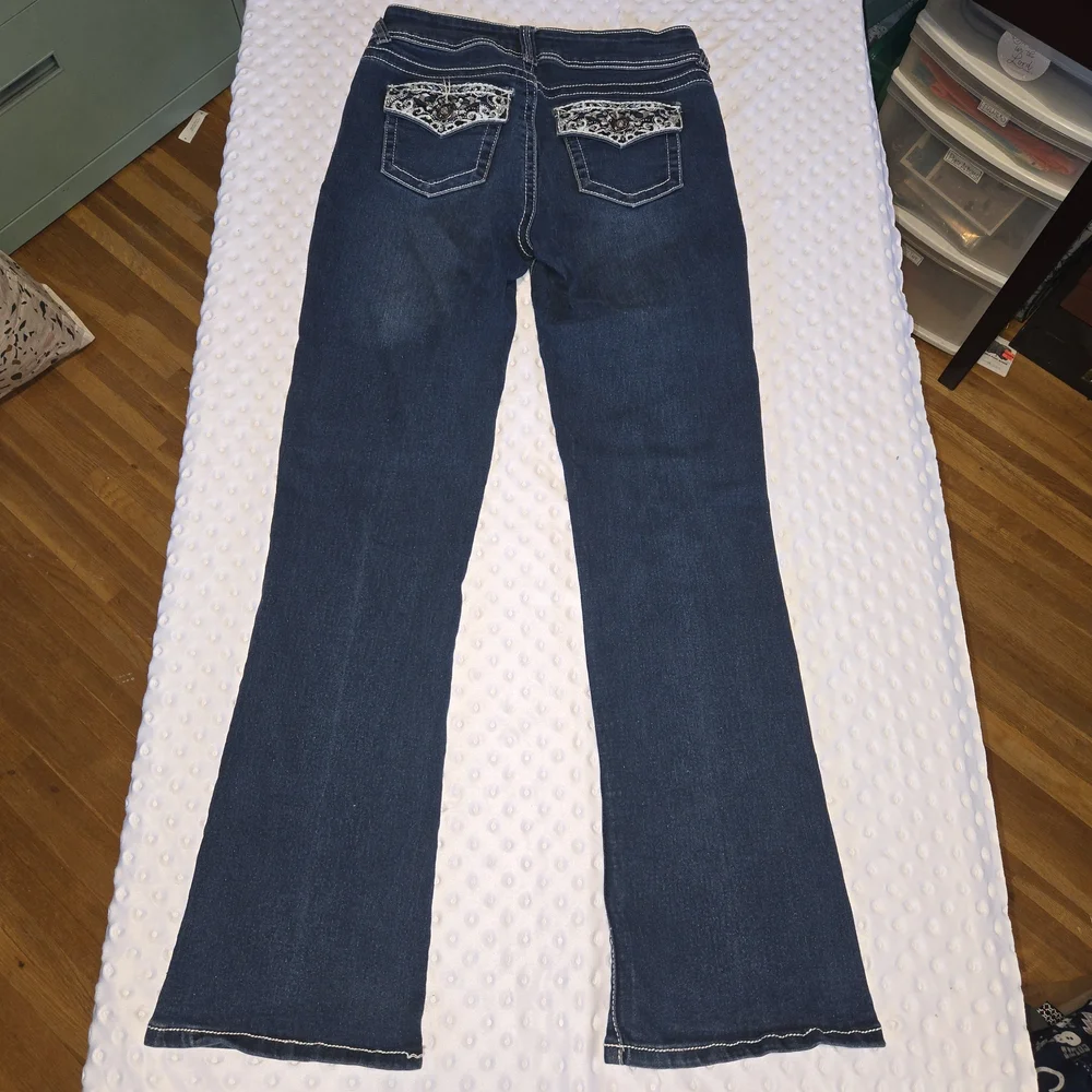 Wallflower Women's Low Rise Bootcut Flare Bling Jeans, Size 9, Vintage Y2K 2000s